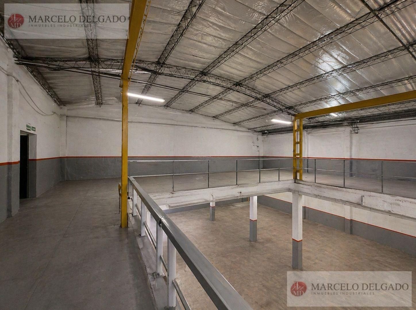Foto de Depósito - Galpón de 766 m2 en Parque Chacabuco - VENTA / ALQUILER, imagen 4