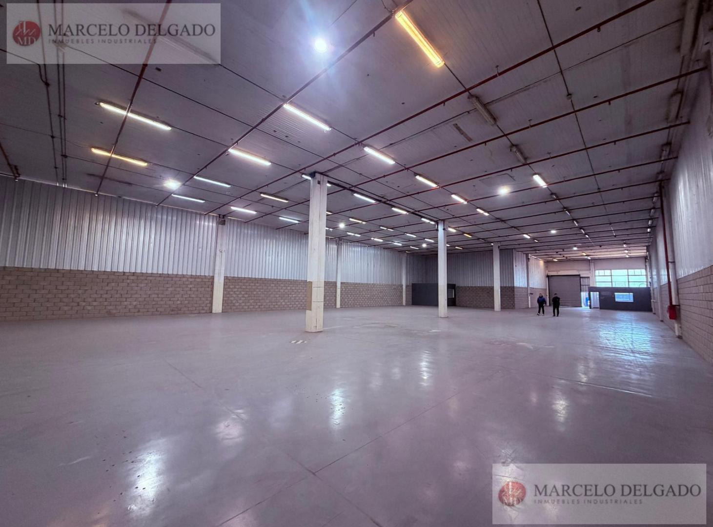 Foto de Alquiler Nave Industrial de 1943 m2 en Parque Newton - ALQUILER, imagen 2