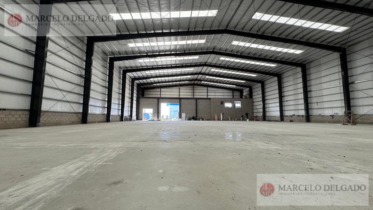 Foto de Galpon Deposito 2500 m2 en PITEC Florencio Varela - ALQUILER, imagen 1