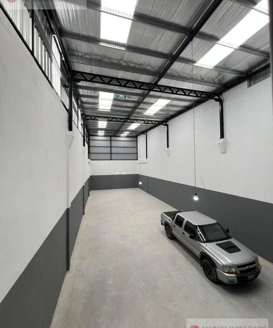 Foto de Depósito - Galpón de 350 m2 en Pompeya - Alquiler, imagen 1