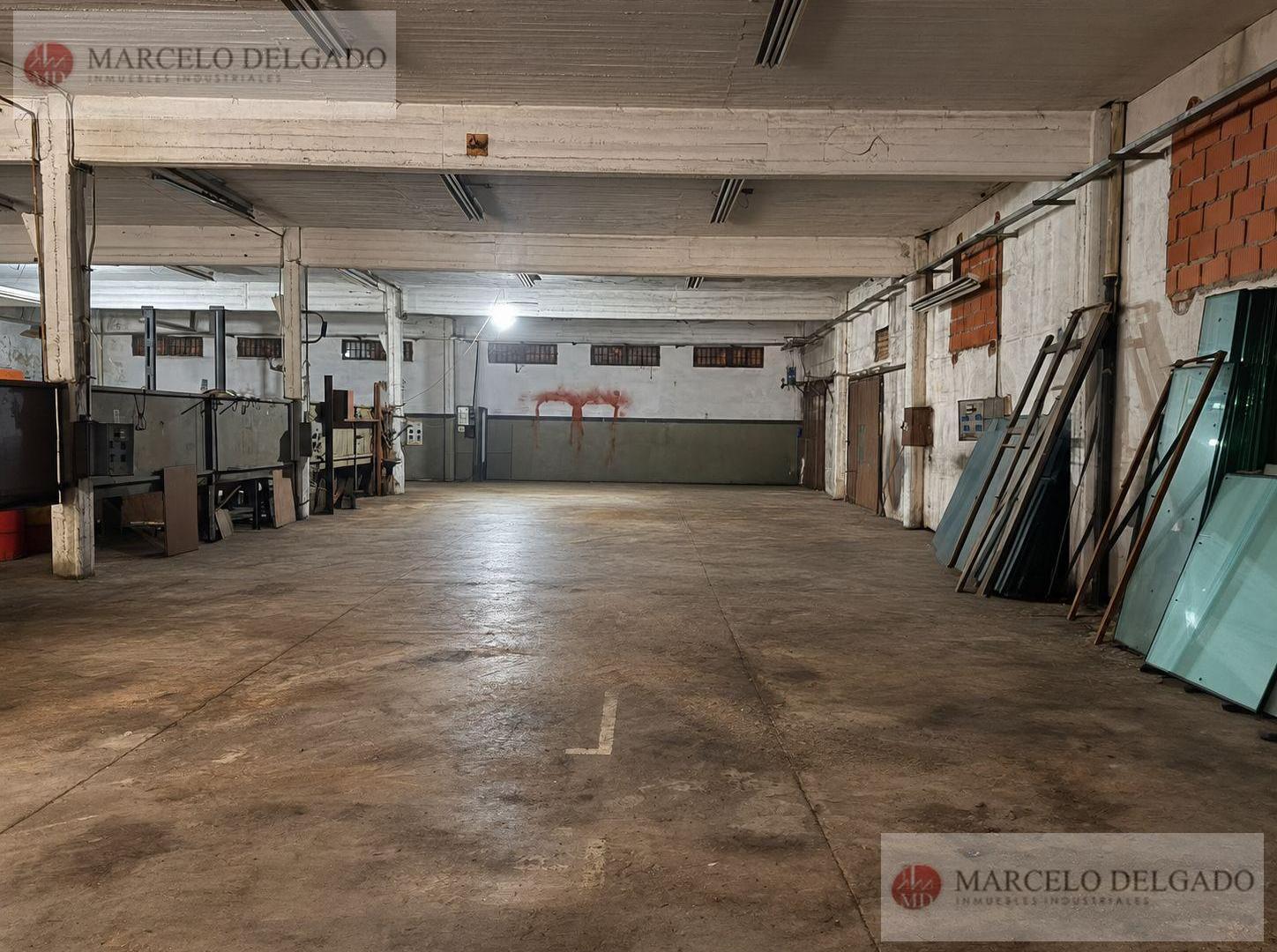 Foto de Galpón Ideal para instalar tu empresa con buena altura y doble entrada, imagen 3