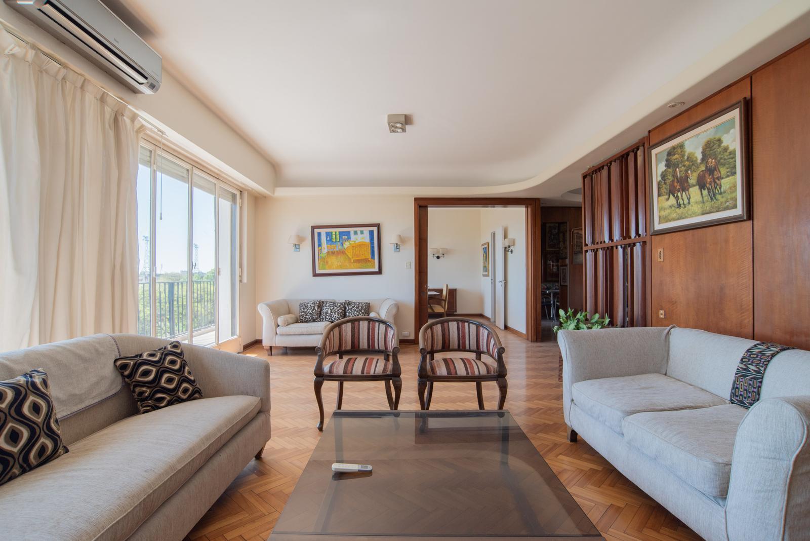 Foto de Departamento en venta sobre Av. Libertador, de 5 ambientes, con balcón, imagen 5