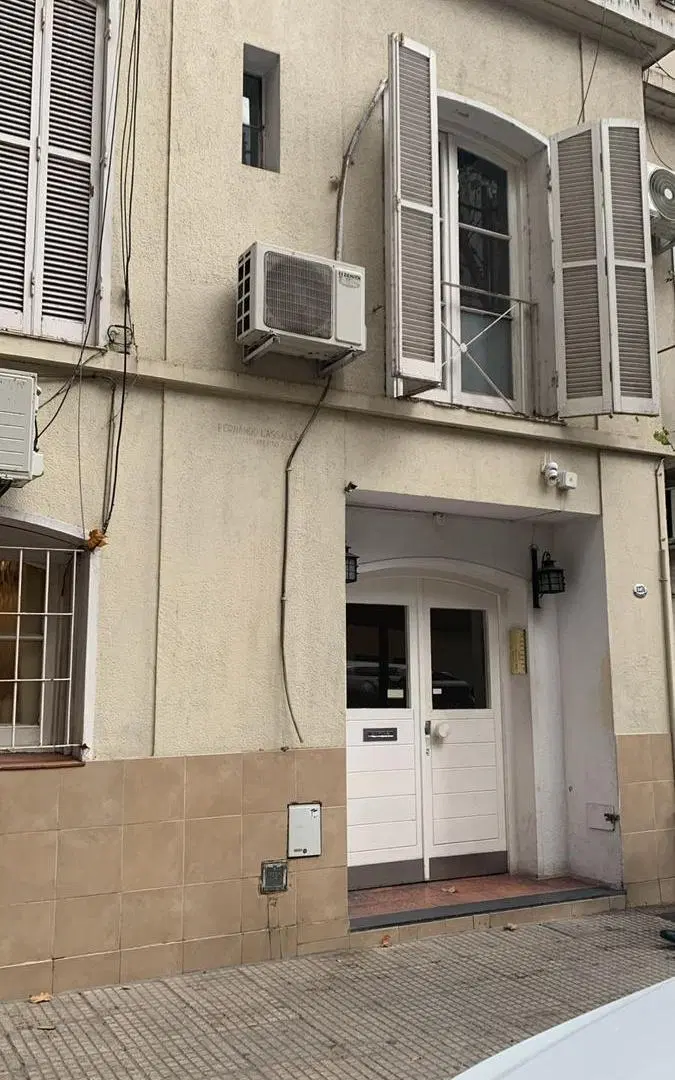 Departamento 1 ambiente con kitchenet y balcón en Las Cañitas APTO PROFESIONAL, IDEAL CONSULTORIO 3