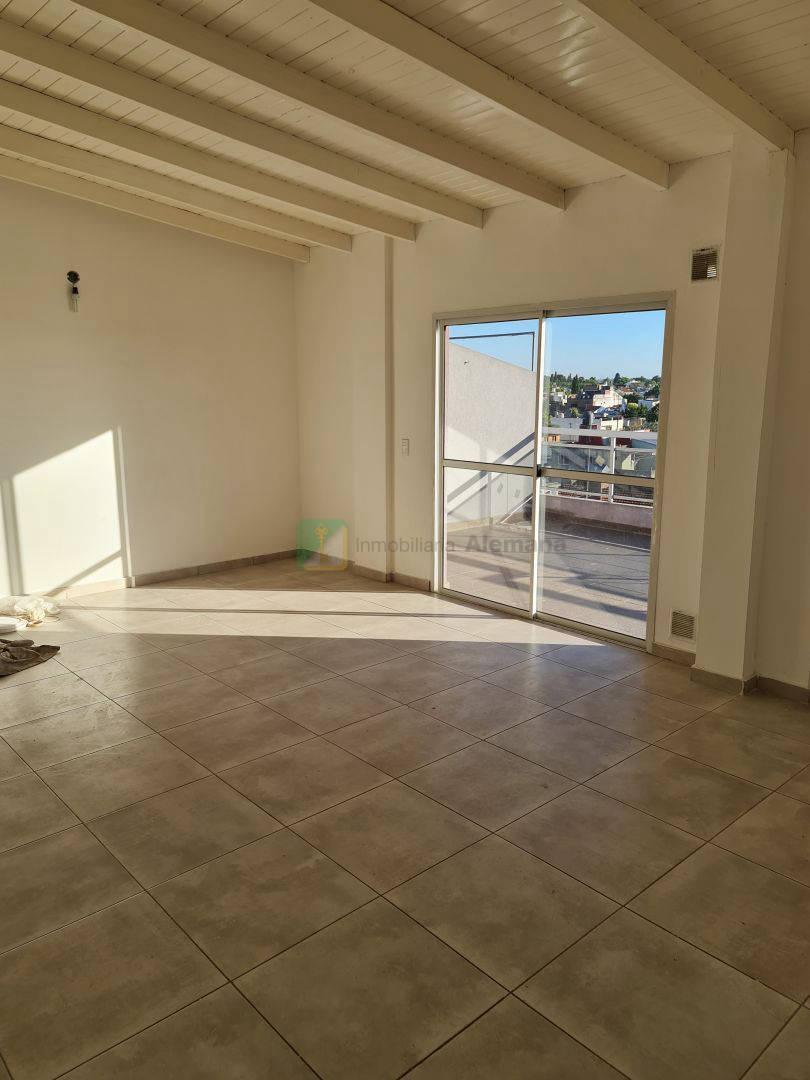 Foto de Venta - Departamento - 2 dormitorios en Jose Leon Suarez, imagen 2