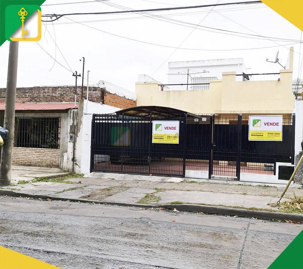 Venta - ph - 3 abmientes - Villa Ballester