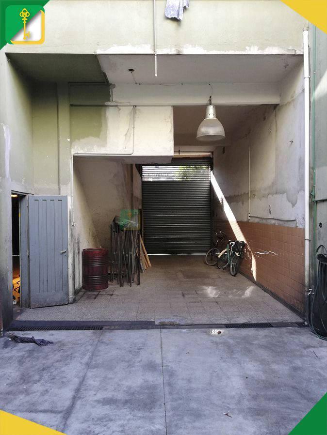 Foto de Venta -Galpon con vivienda - Villa Ballester, imagen 2