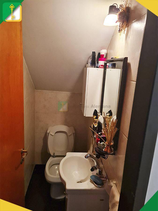 Casa 2 Dorm.. | C 72 Diego Pombo 3499 4