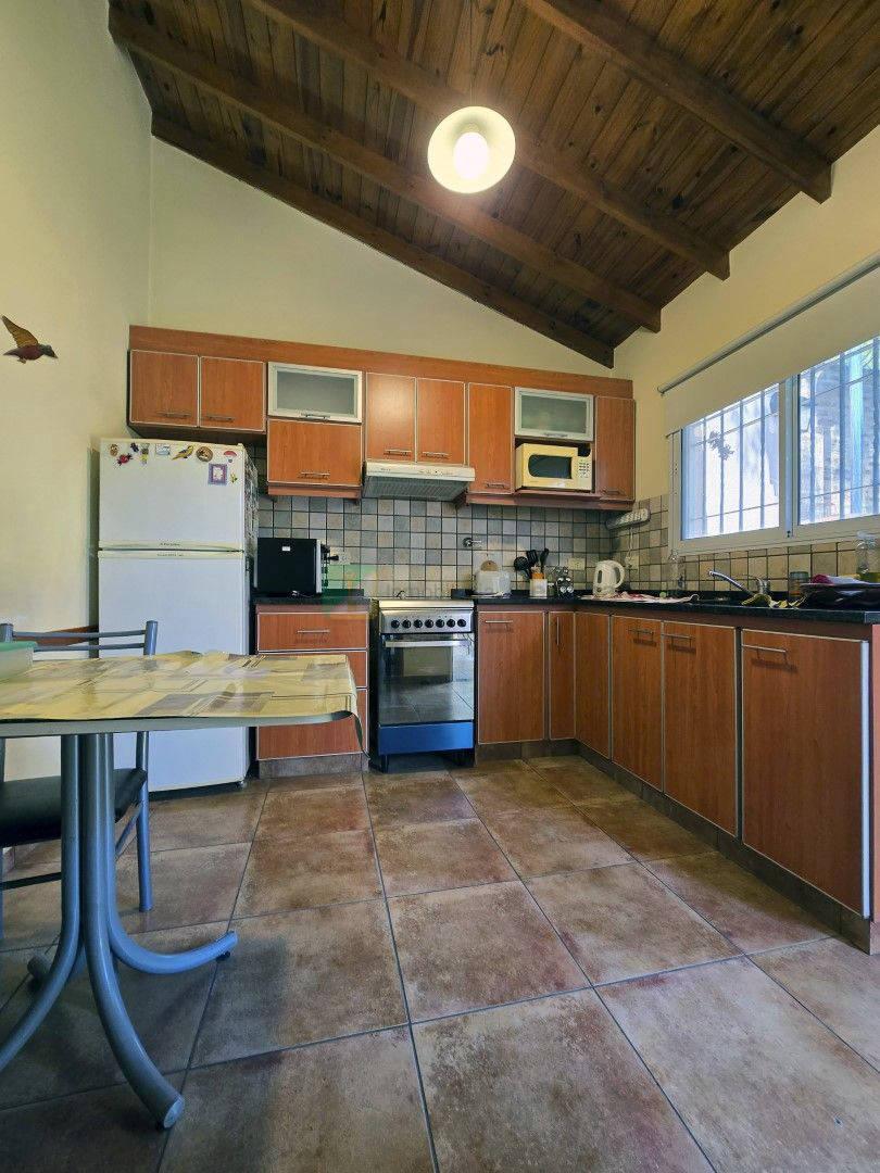 Venta - Casa - 2 Dorm. - Villa Ballester 5