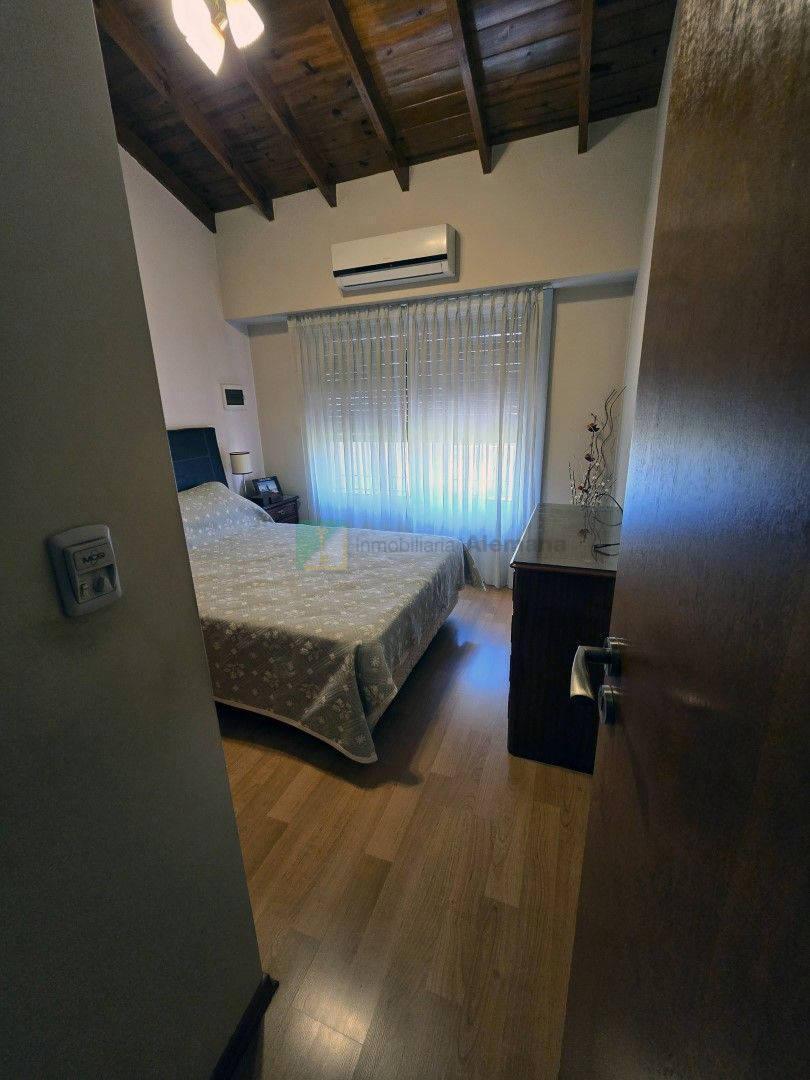 Venta - Casa - 2 Dorm. - Villa Ballester 2