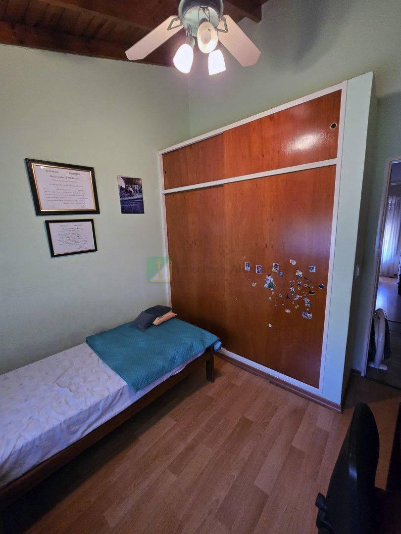 Venta - Casa - 2 Dorm. - Villa Ballester 3