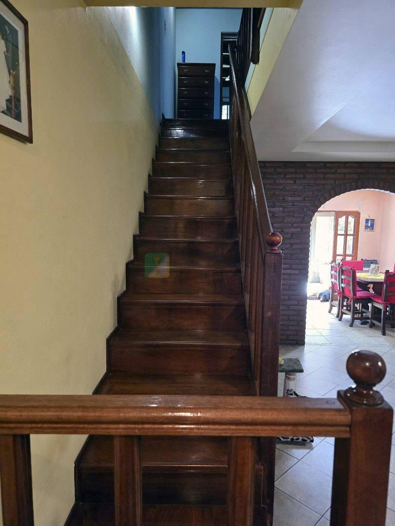 Venta Chalet Tipo Triplex 4 Dorm. San Andres 2