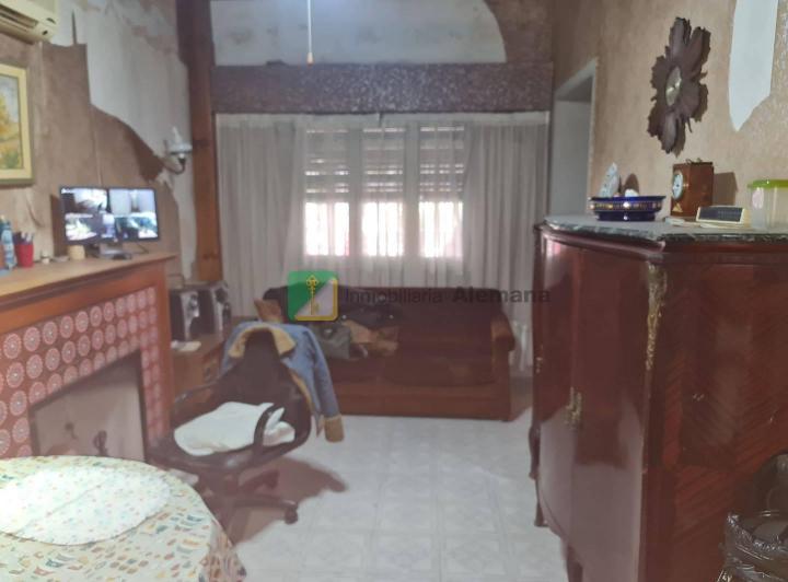 Casa 1 dormitorio. | C 69 BOLIVIA 3564 5