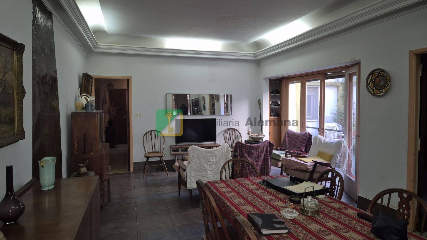 Venta - Casa - 4 ambientes - Villa Ballester