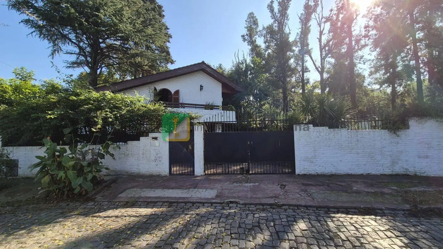 Venta - Casa - 4 amb - Jose Leon Suarez 2