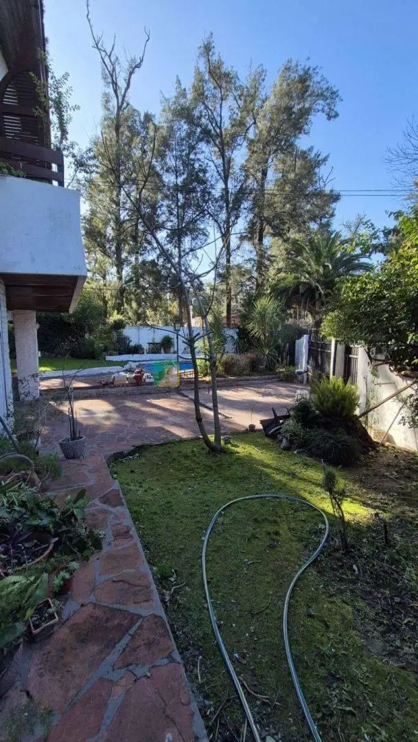 Venta - Casa - 4 amb - Jose Leon Suarez 5