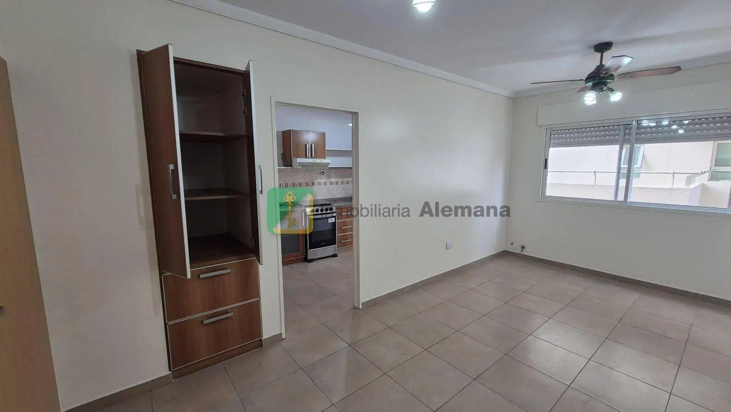 Departamento 1 dormitorio. | C 61 LACROZE 4735 4