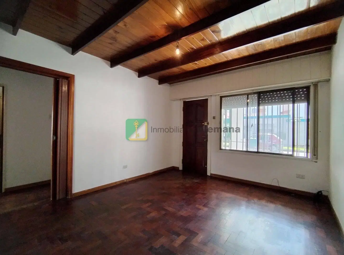 Casa 2 dormitorios. | C 112 LOPEZ VICENTE 3574 2