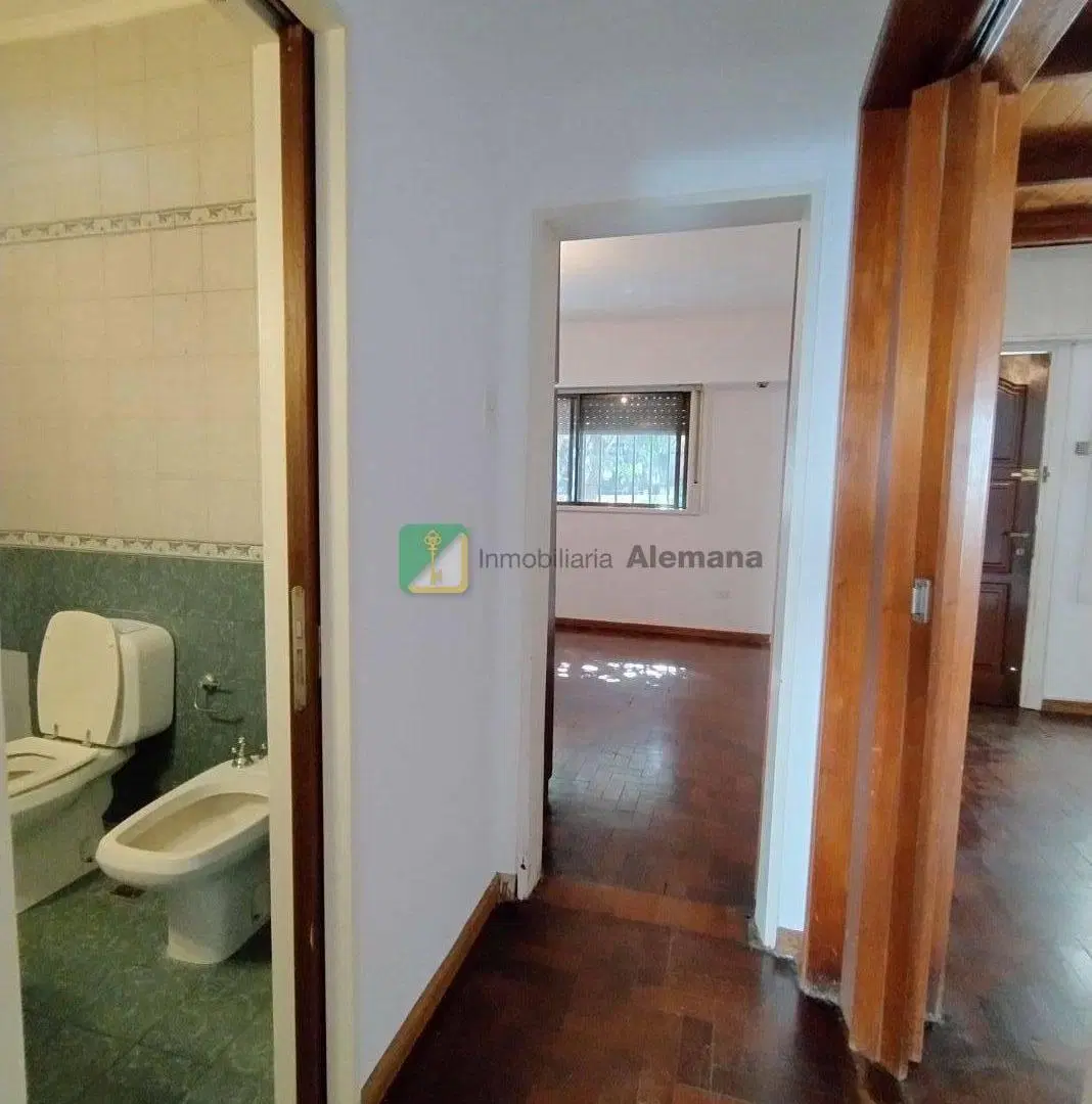 Casa 2 dormitorios. | C 112 LOPEZ VICENTE 3574 1