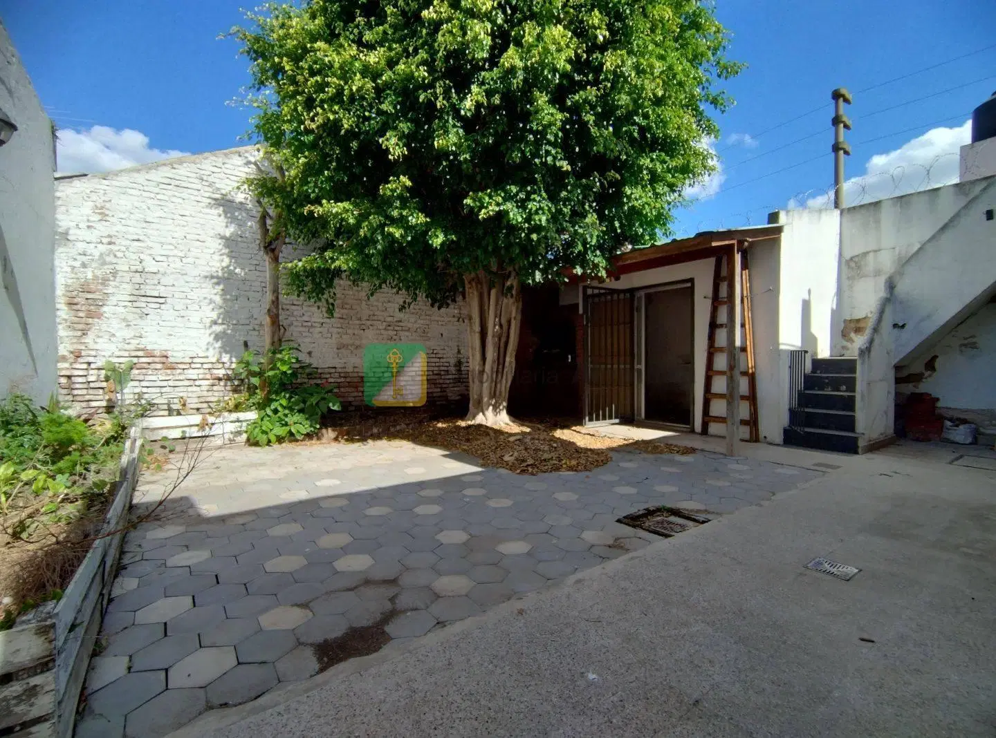 Casa 2 dormitorios. | C 112 LOPEZ VICENTE 3574 4