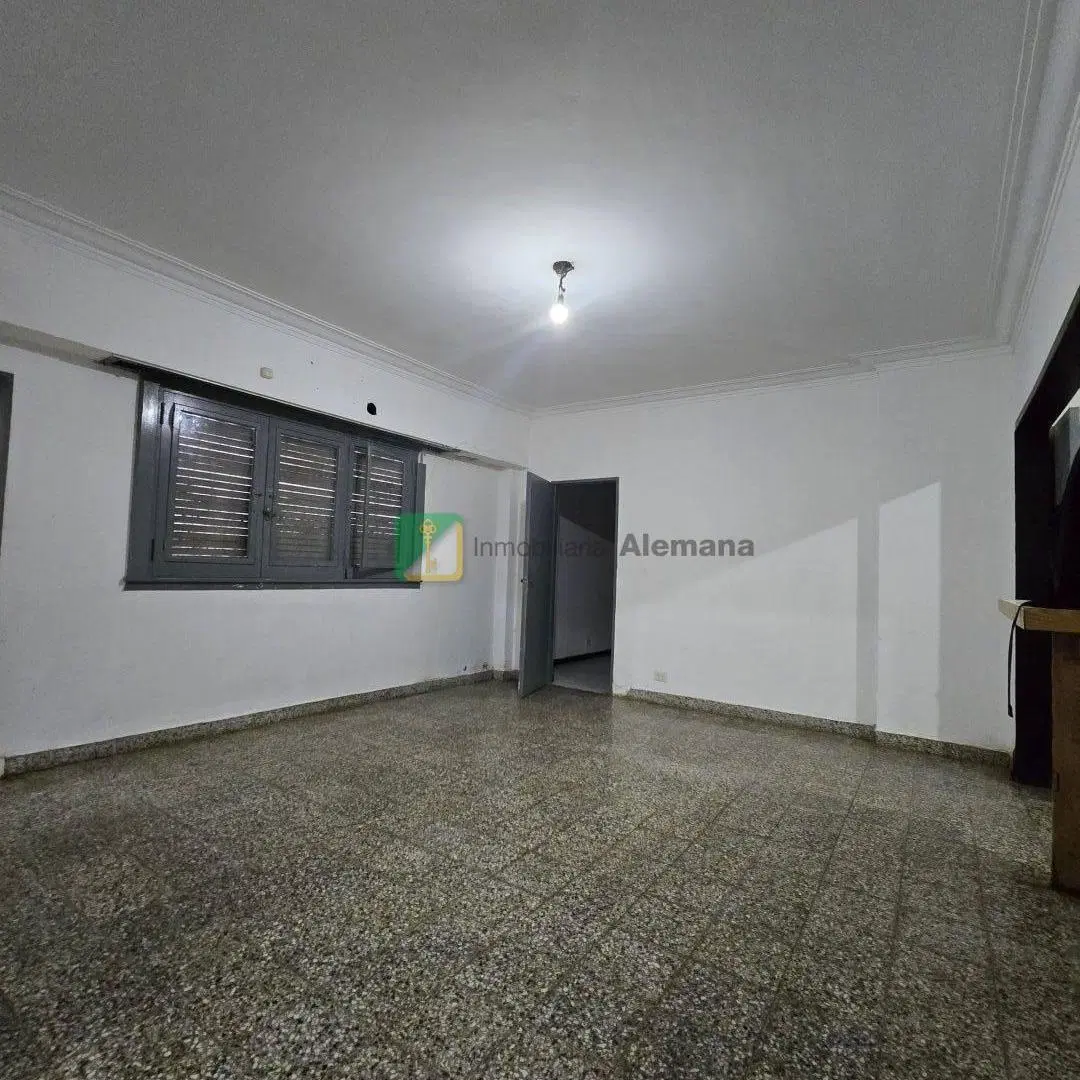 Casa 3 dormitorios. | C 61 LACROZE 4978 4