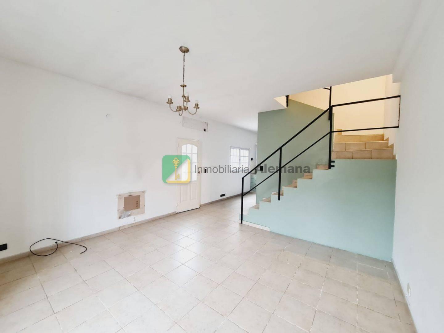 Foto de Casa 3 dormitorios. | C 55 BUENOS AIRES 5413, imagen 1