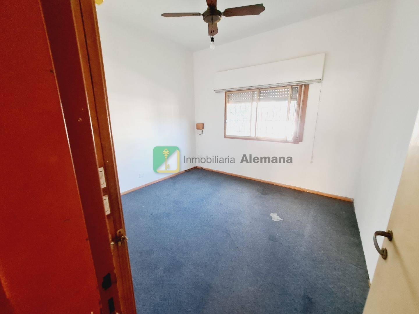 Foto de Venta - Casa - 4 amb - San Isidro - Villa Adelina, imagen 2