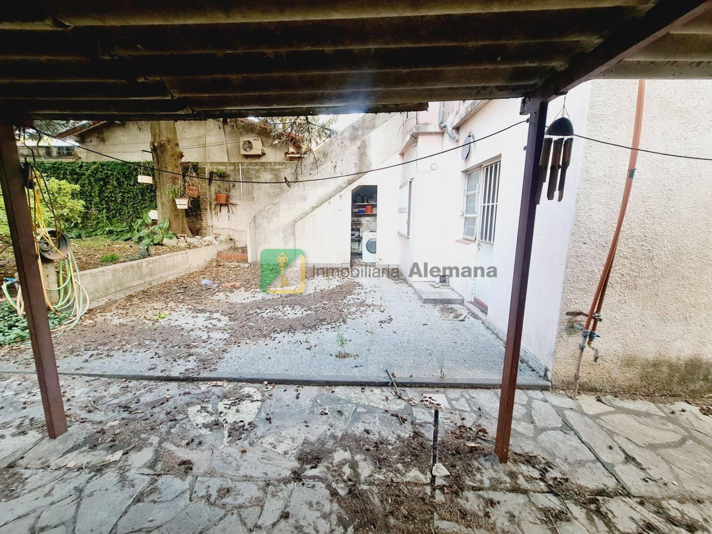 Foto de Casa 5 ambientes 6 dormitorios. | C 79 ARISTOBULO DEL VALLE 5259, imagen 4