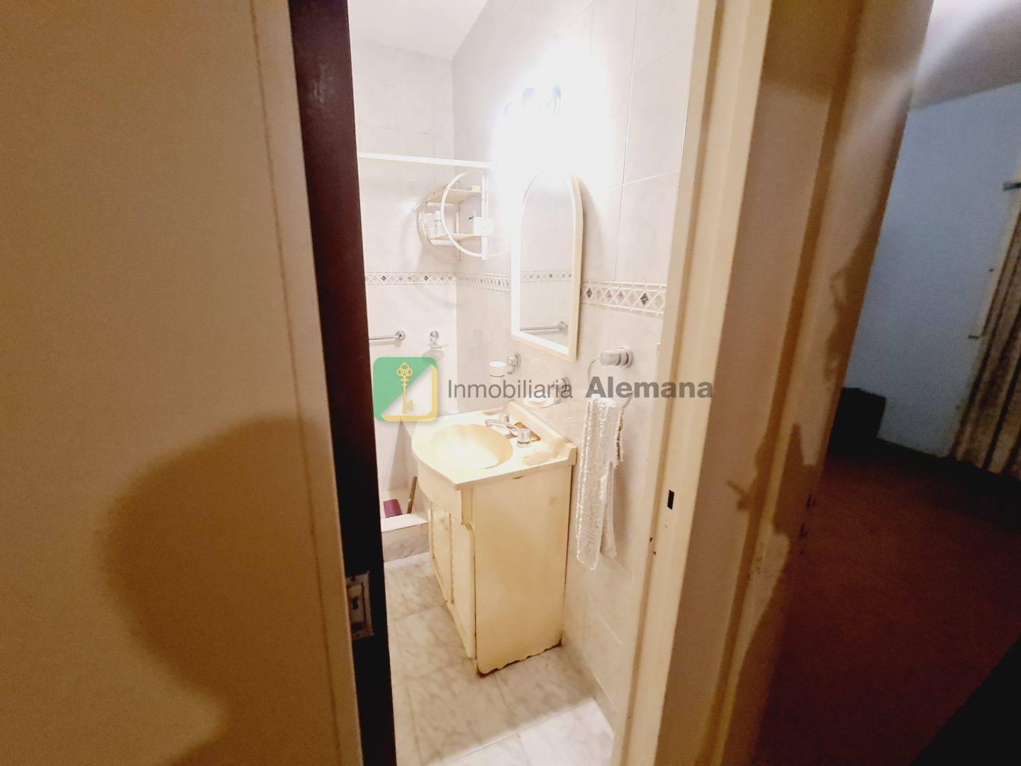 Foto de Casa 5 ambientes 6 dormitorios. | C 79 ARISTOBULO DEL VALLE 5259, imagen 5