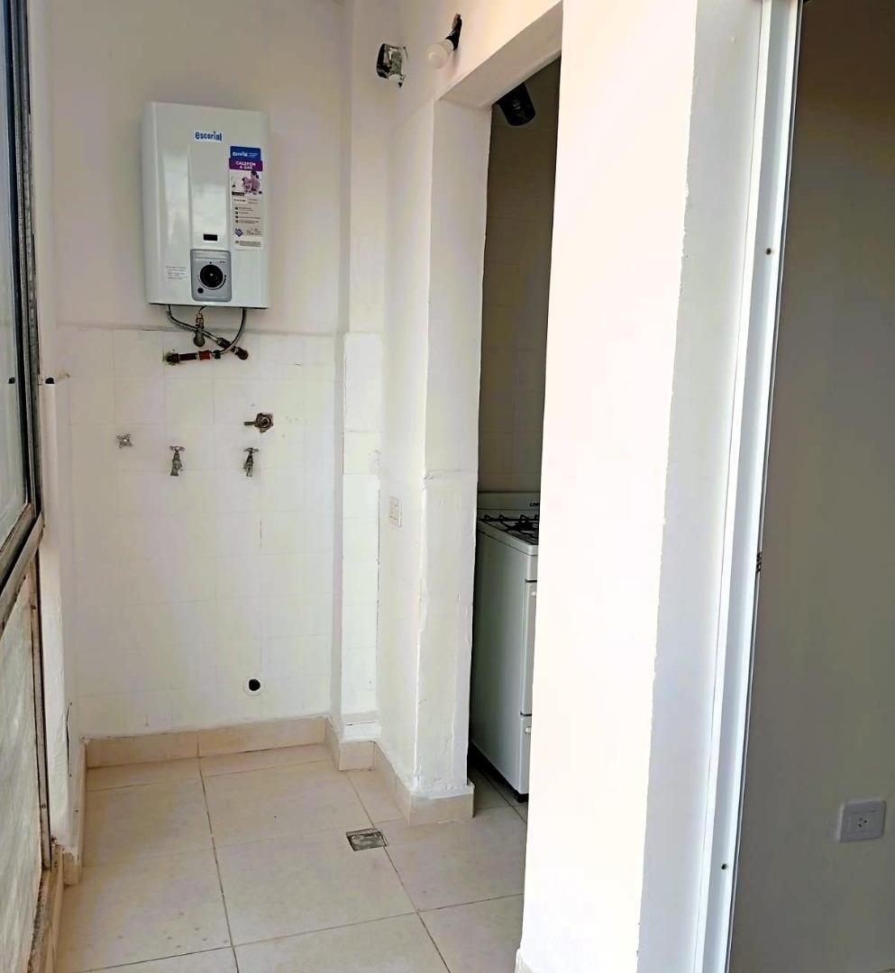 Foto de DEPARTAMENTO 2 AMBIENTES - VILLA GENERAL MITRE, CAPITAL FEDERAL, imagen 4