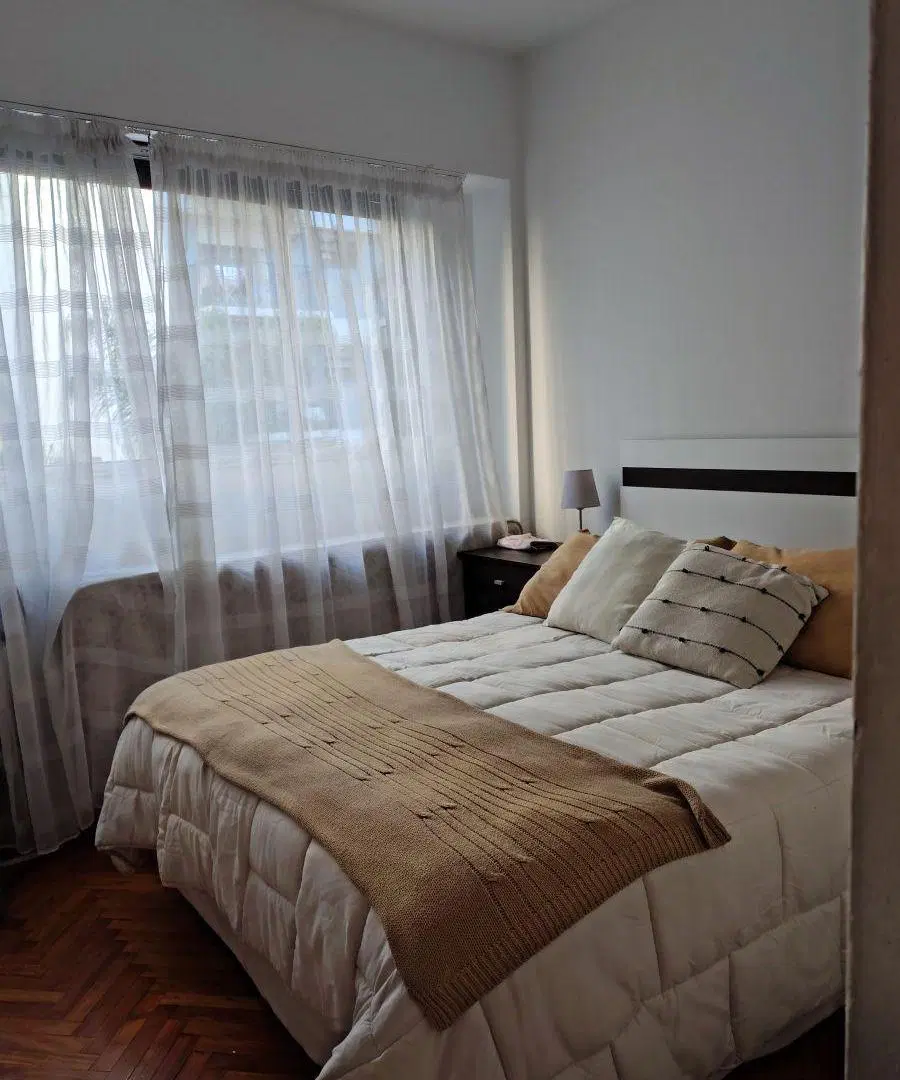 Alquiler 2 Ambientes con balcon al frente, 44m2 totales. Aguero 1680, Barrio Norte. 3
