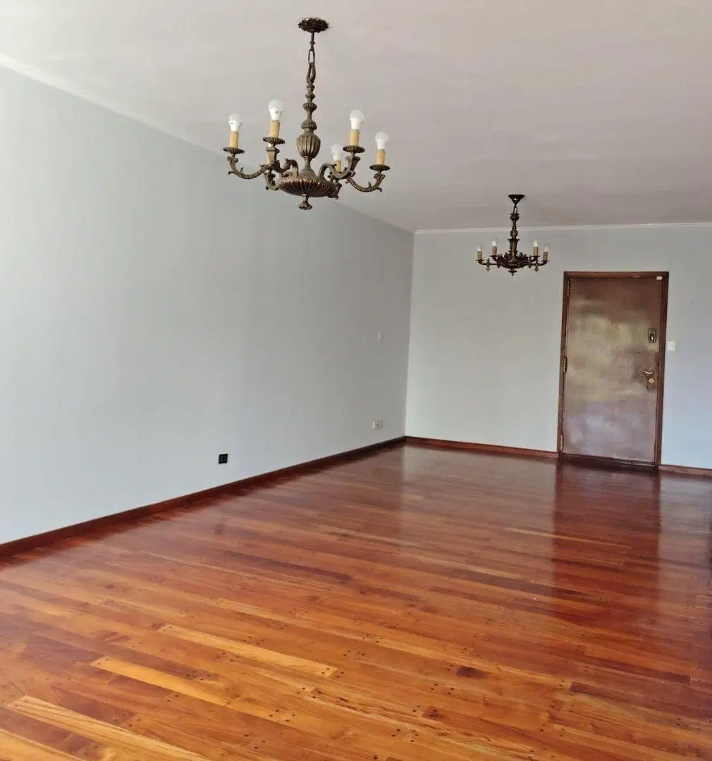 Departamento de 103 m2 con 3 dormitorios en venta en Belgrano C, cochera fija y baulera 2