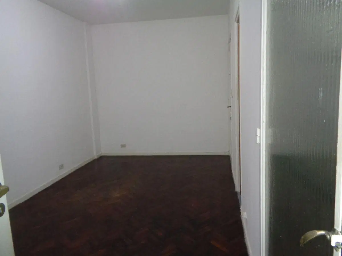 2AMB , LATERAL, CHARCAS AL 5000 . EXCELENTE UBICACIÓN, PROXIMO A AVDA . SANTA FE , 40M2, APTO FINAER 2
