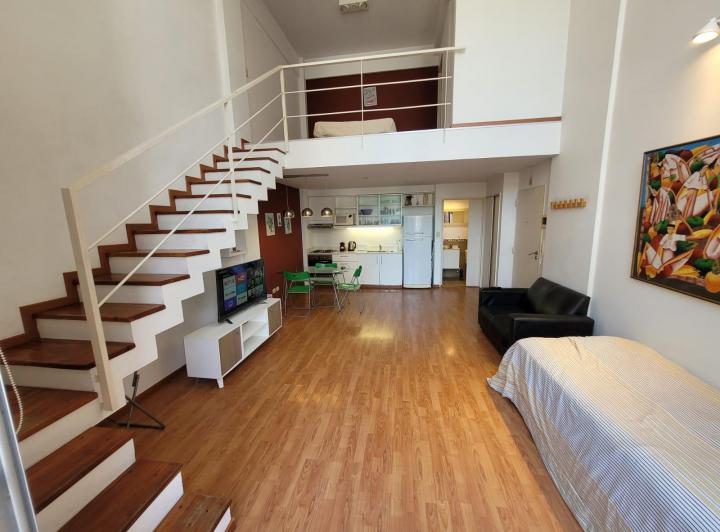 Alquilo Temporario en Villa Urquiza. Duplex Tipo Loft. Balcón c/Parrilla. 5