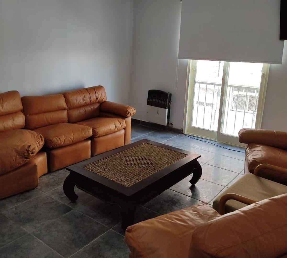 Alquiler Temporario en Caballito. Departamento de 4 Ambientes, amoblado y equipado para hasta 6 PAX