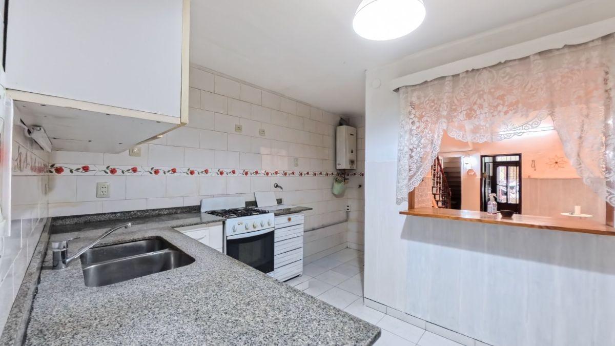 Foto de Vendo en Balvanera. PH de 6 Ambientes en 2 Plantas. Apto Profesional, imagen 4