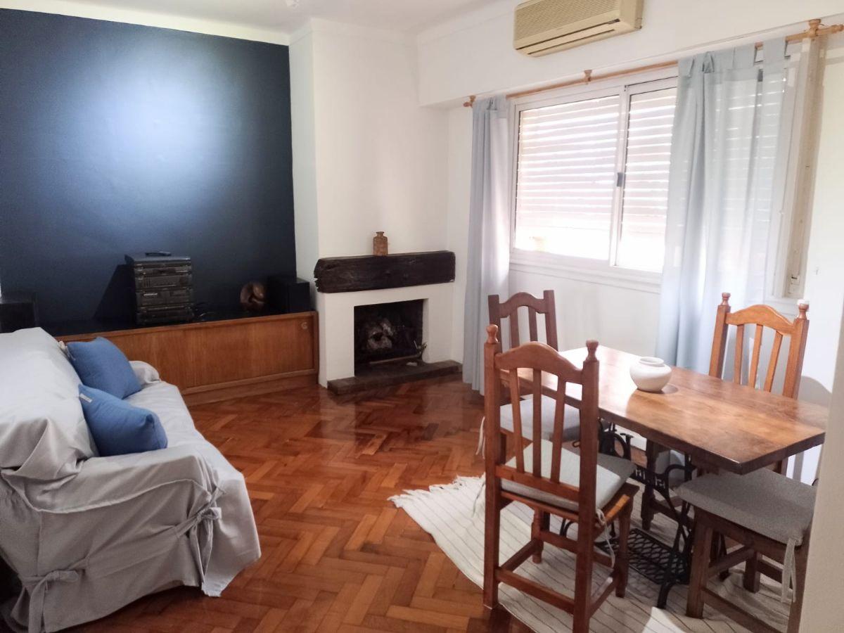 Alquiler Temporario en Recoleta. Departamento de 4 Ambientes, con Balcón Cubierto.