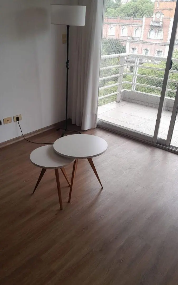 Alquiler Temporario en Palermo - Las Cañitas. Departamento Semipiso de 2 Ambientes. Balcón al Frente 2