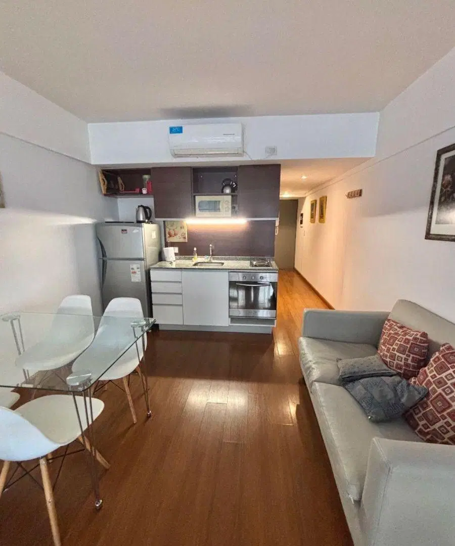 Alquiler Temprario en Palermo. Monoambiente Dividido. Frente. Balcón. Amenities 3
