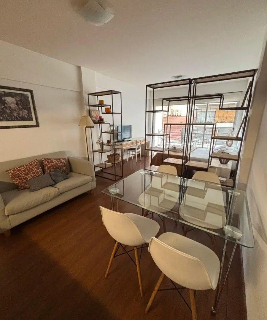 Alquiler Temprario en Palermo. Monoambiente Dividido. Frente. Balcón. Amenities 4