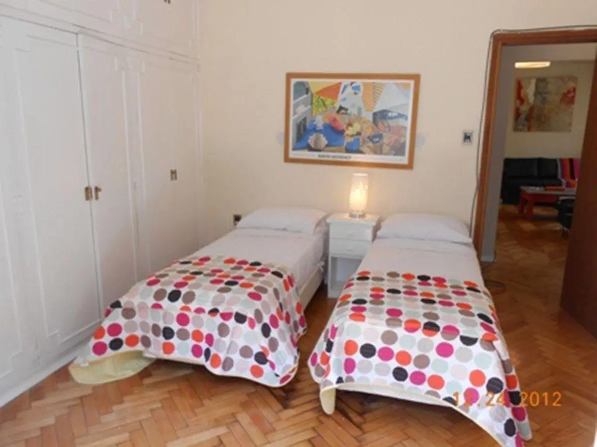 Alquiler Temporal en Palermo. Departamento de 3 ambientes, Balcón. Piso 2 por escalera. 4 PAX 3