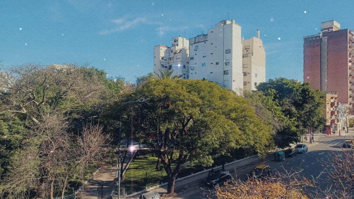 Alquilo Temporario en San Telmo. Departamento de 1 ambiente dividido, al frente. 2 PAX 4