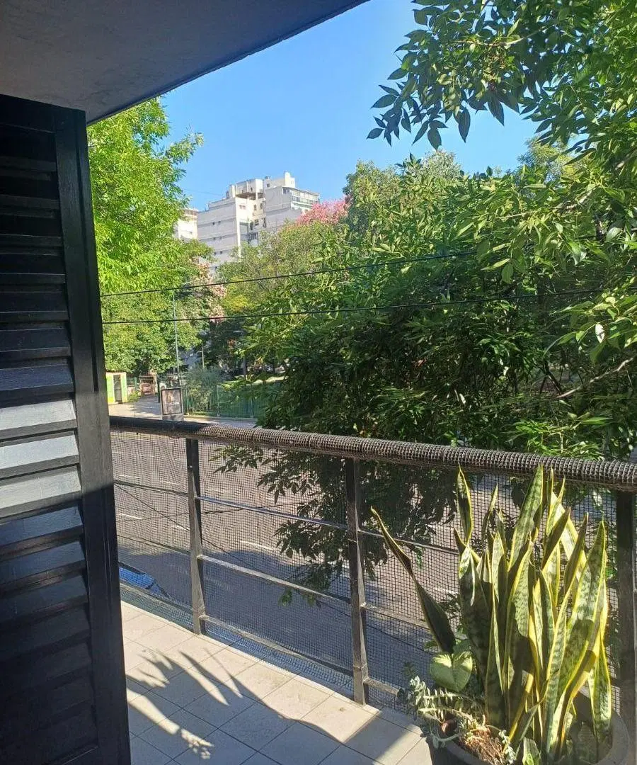 Alquilo Temporario en San Telmo. Departamento de 1 ambiente dividido, al frente. 2 PAX 5