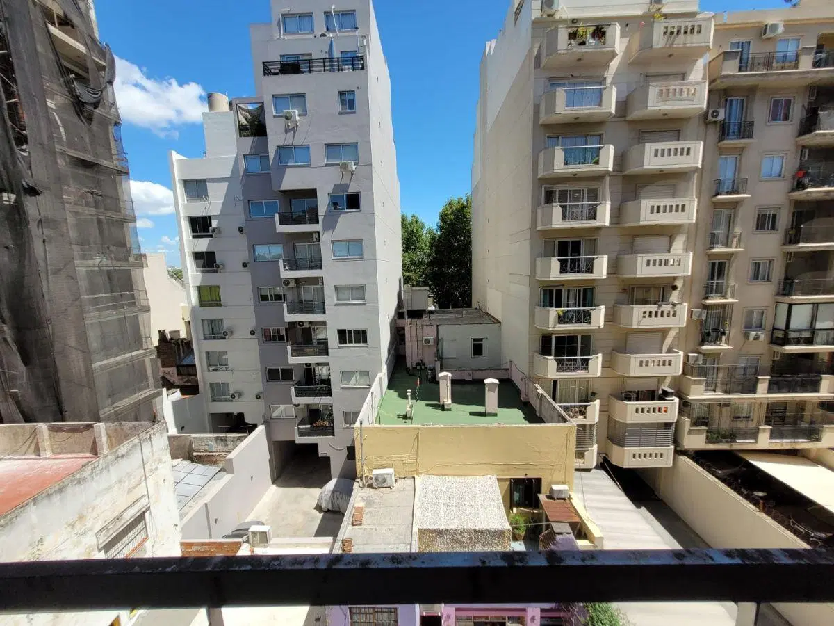 Vendo en Villa Urquiza, Departamento en Dúplex de 2 Ambientes, Balcón, Amenities. 5
