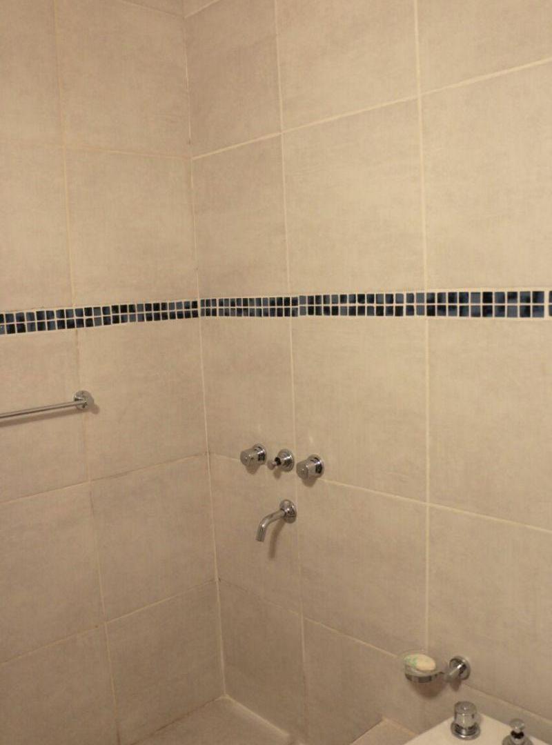 Foto de Venta en Recoleta. Amplio Departamento Monoambiente., imagen 2