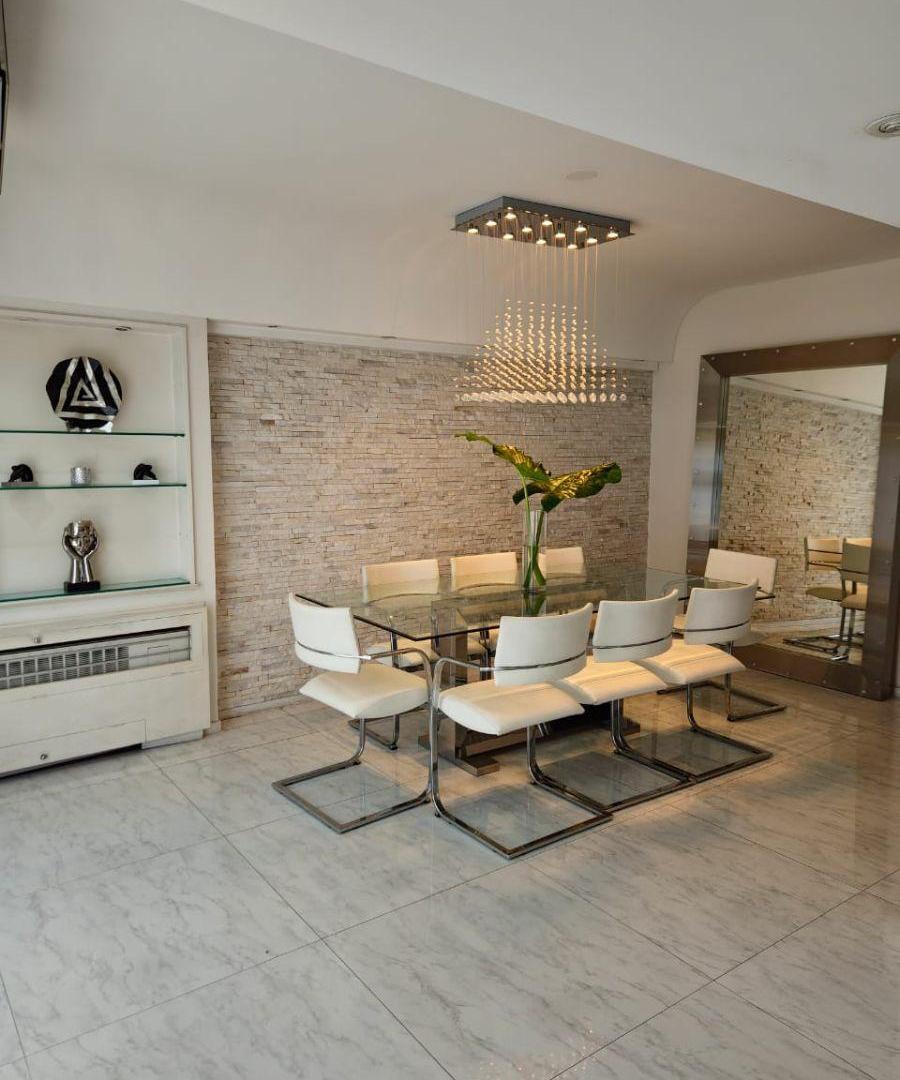 Foto de Venta en Caballito. Dúplex de 4 Ambientes. Balcón. Cochera., imagen 1