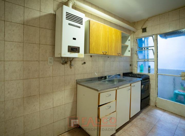 Departamento de dos ambientes con cocina separada 4