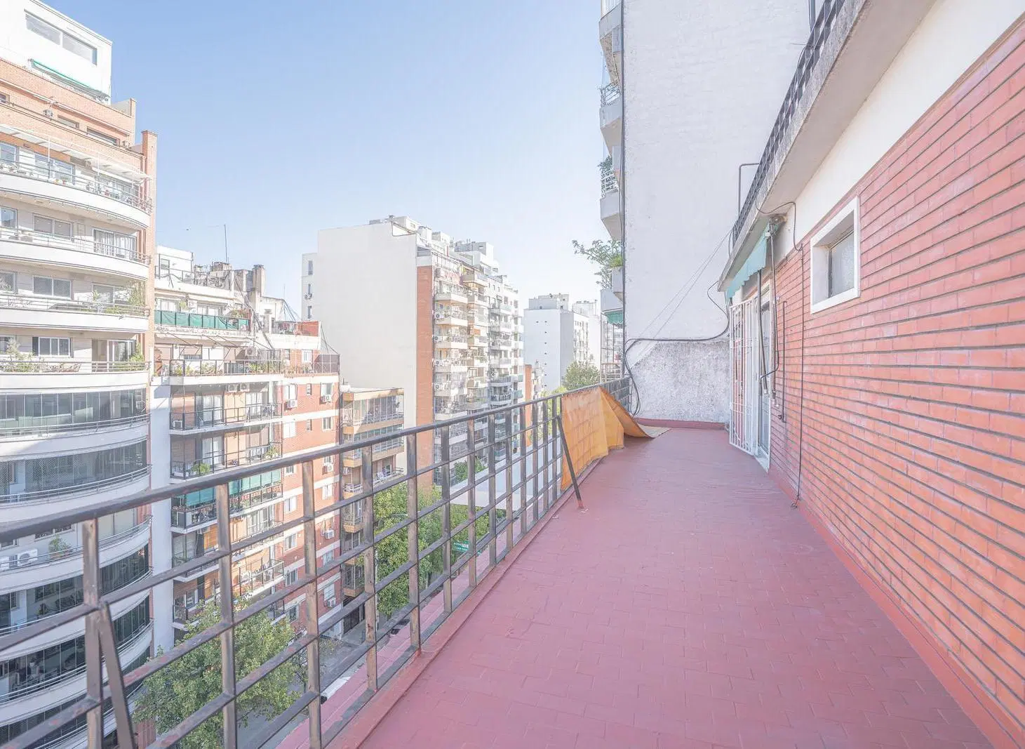 Departamento en Caballito - 2 ambientes con balcon terraza 2