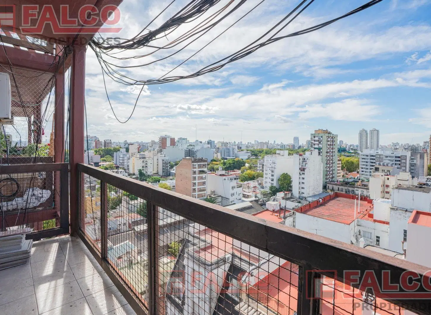 2 ambientes-  Terrero y Av. Rivadavia- Al frente 4