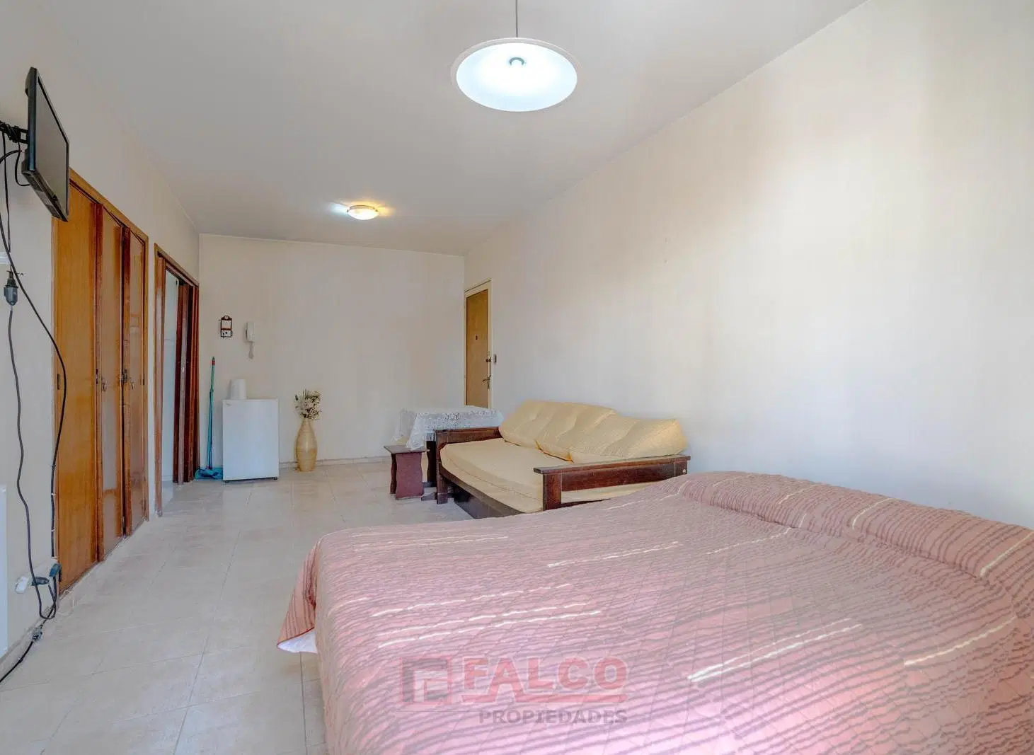 Alberdi 1200 - Monoambiente en Caballito con balcon 2
