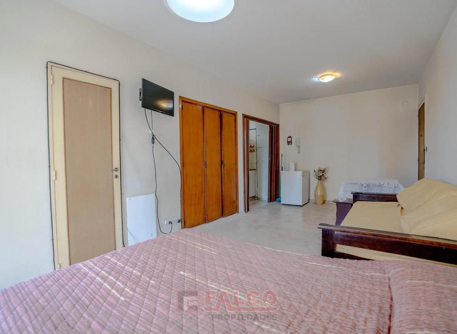 Alberdi 1200 - Monoambiente en Caballito con balcon 8